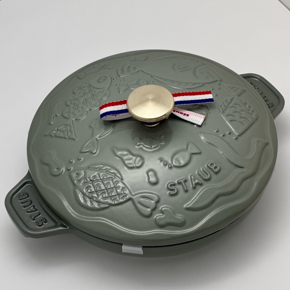 Limited Edition Staub ‘Ocean’ cast iron Braiser | New In Box (20cm)
